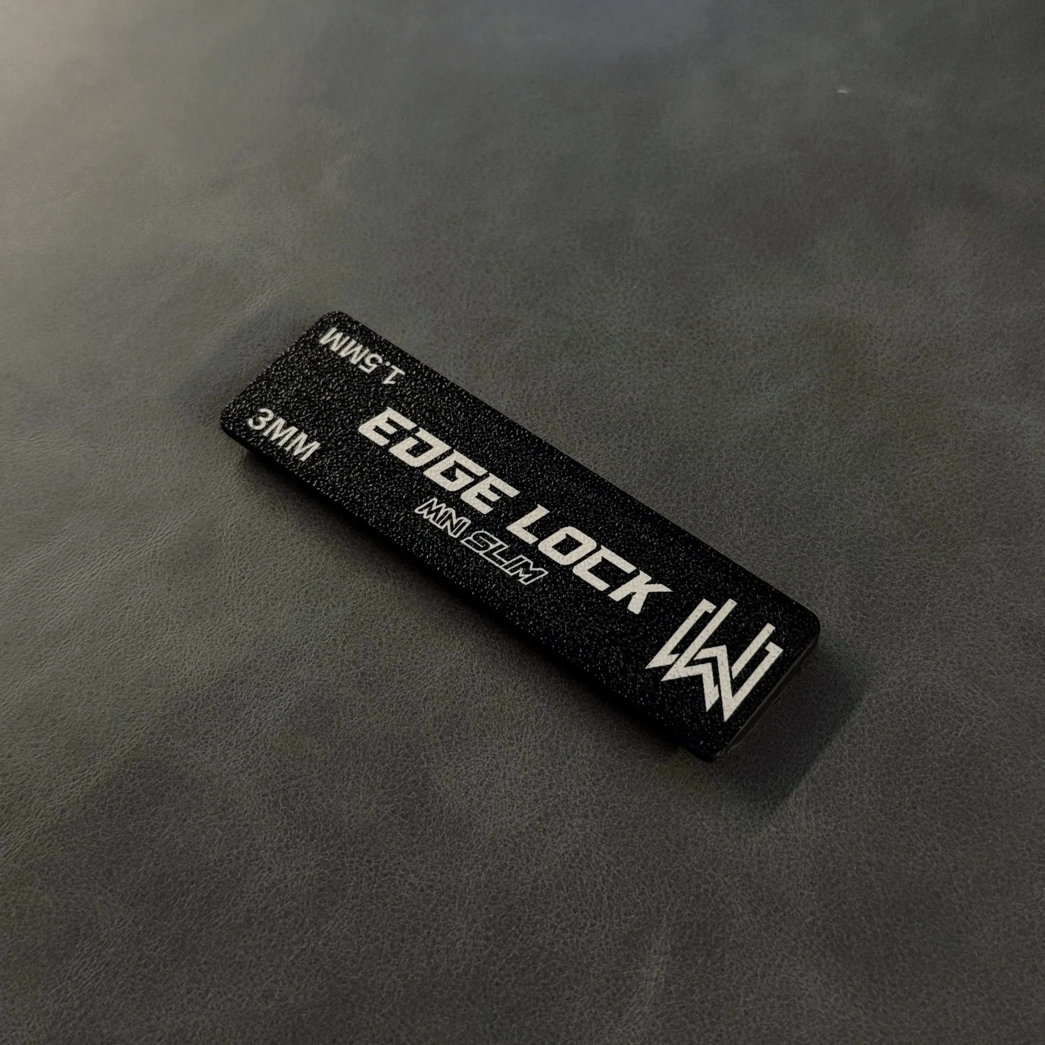 Edge Lock SLIM – Magnetic Hold Down Bars for Laser Engraving - Image 7