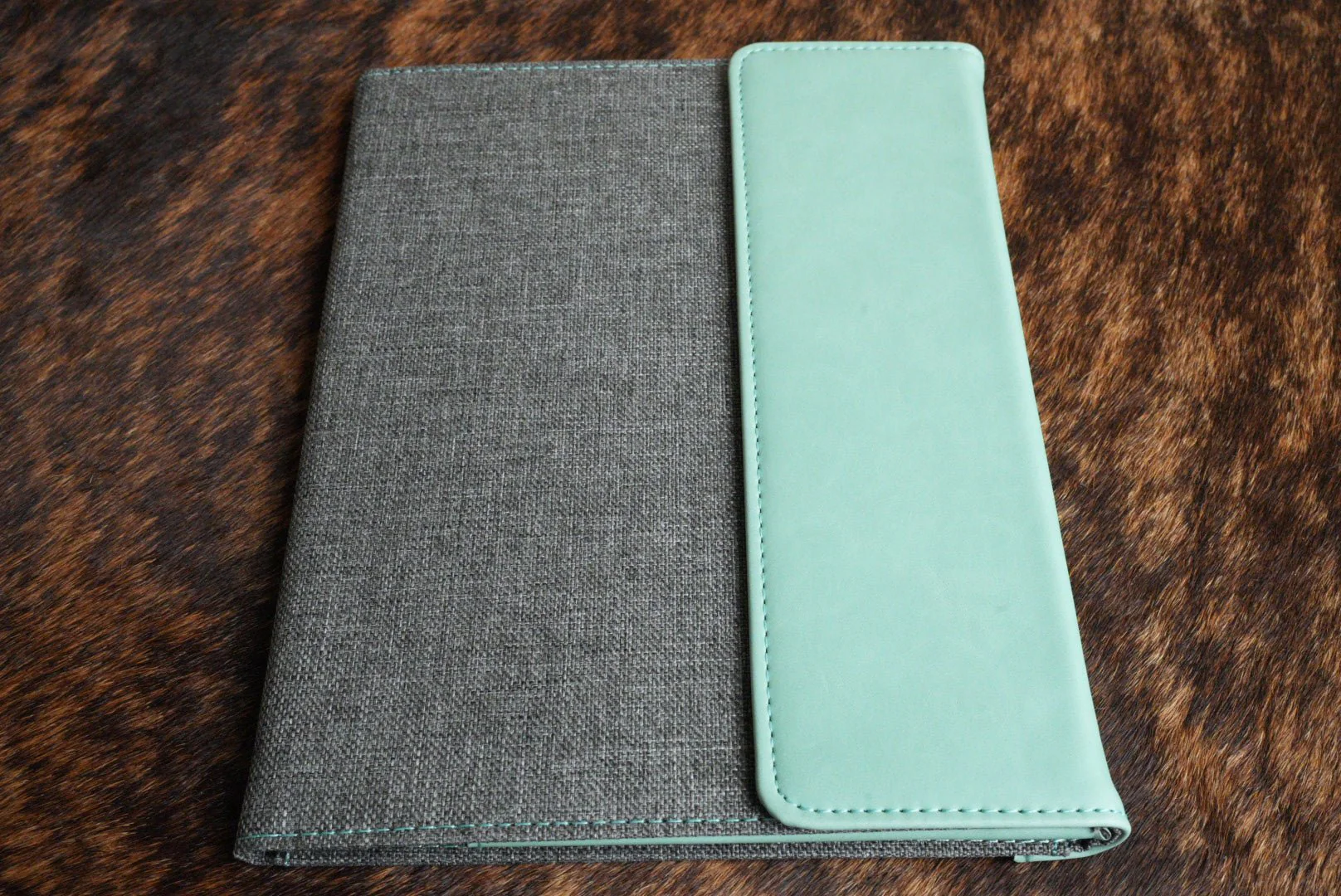 Padfolios: Heritage Collection Premium Leatherette® - Image 9