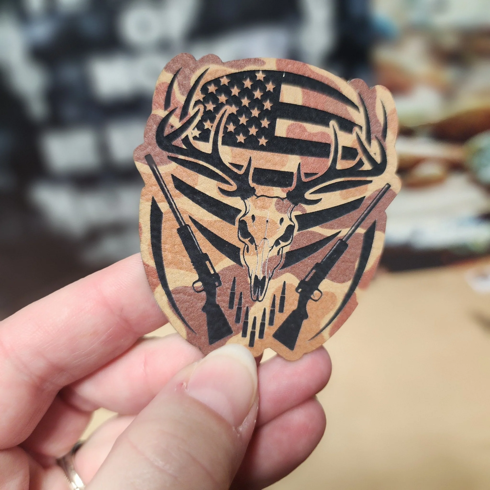 Patriotic Hunter's Skull (Drake Camo) Engraved Leatherette Hat Patch - MR01